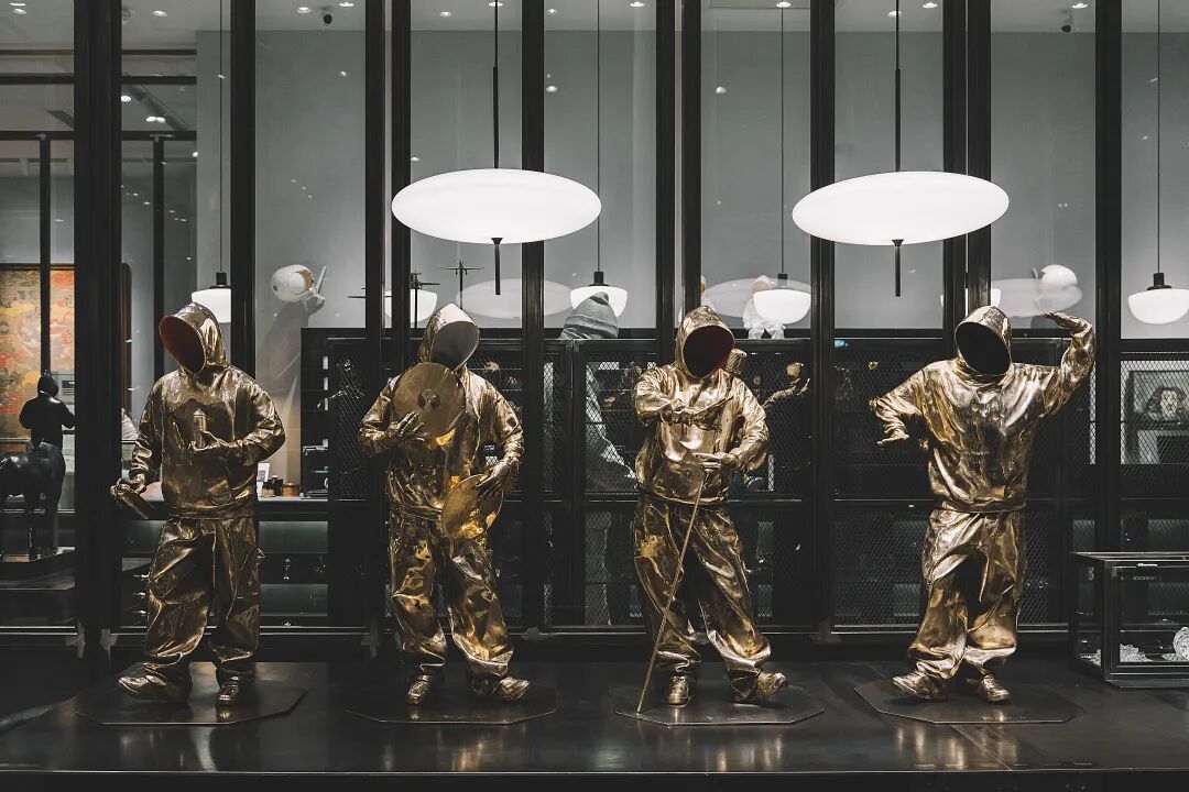 以傳統宗教「四大天王」為基調，重塑街頭文化新信仰